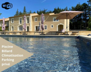 Superbe Mas Provençal rénové avec piscine, billard et climatisation à Paradou